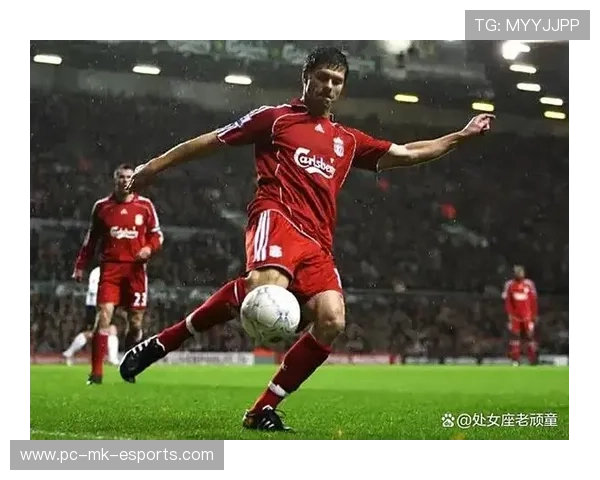 足球界双雄对决 谁将成就历史巅峰地位